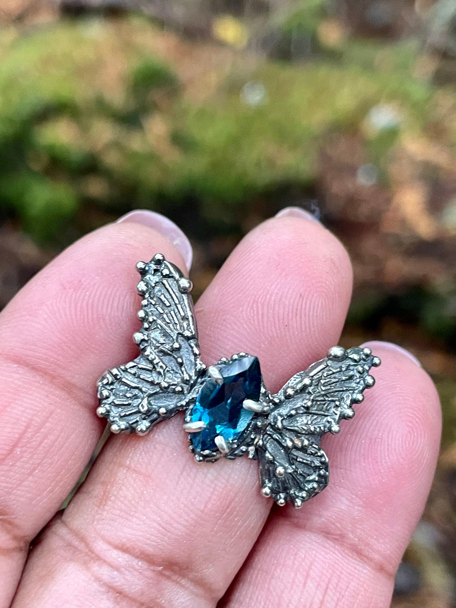 LA London Blue Topaz Butterfly Sterling Silver Ring - US Size 6 - Sand and Snow Jewelry - Rings - PNW Collection