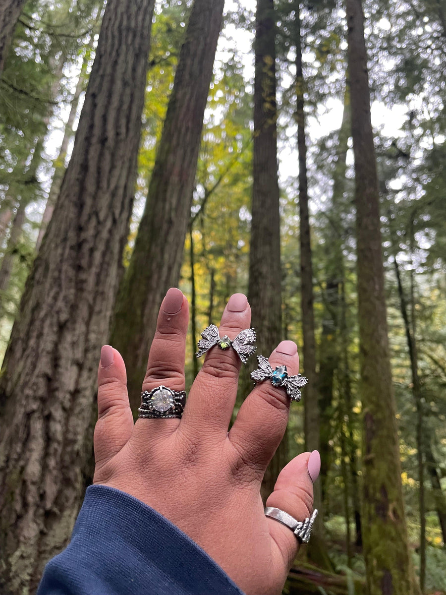 Vancouver Peridot Butterfly Sterling Silver Ring - US Size 7 - Sand and Snow Jewelry - Rings - PNW Collection