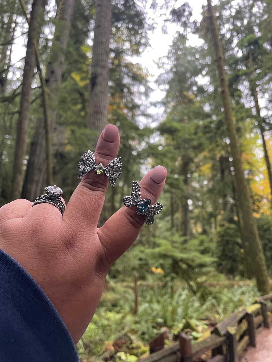 Vancouver Peridot Butterfly Sterling Silver Ring - US Size 7 - Sand and Snow Jewelry - Rings - PNW Collection