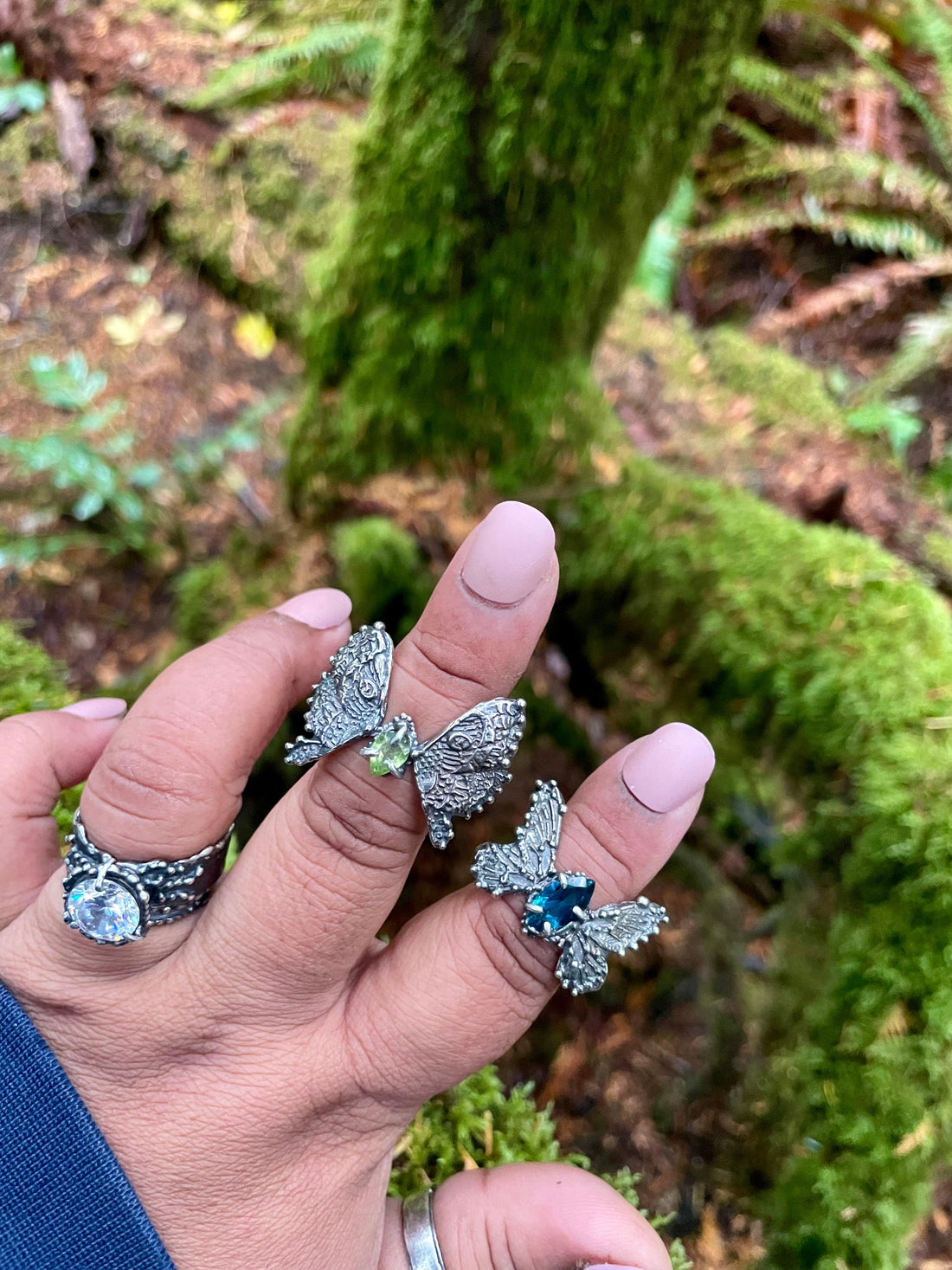 LA London Blue Topaz Butterfly Sterling Silver Ring - US Size 6 - Sand and Snow Jewelry - Rings - PNW Collection